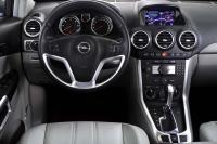 Interieur_Opel-Antara-2011_15