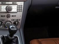 Interieur_Opel-Antara_27
                                                        width=