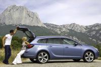 Exterieur_Opel-Astra-Sports-Tourer_11