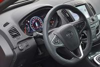 Interieur_Opel-Insignia-OPC-2014_11