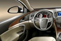 Interieur_Opel-Insignia_26
                                                        width=