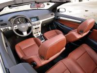 Interieur_Opel-Twin-Top_23