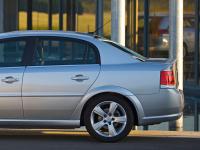 Exterieur_Opel-Vectra_2