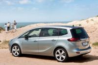 Exterieur_Opel-Zafira-Tourer_1
                                                        width=