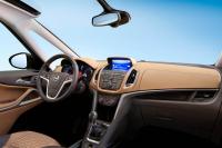 Interieur_Opel-Zafira-Tourer_13