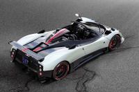 Exterieur_Pagani-Zonda-Cinque_5
                                                        width=