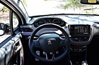 Interieur_Peugeot-2008-Feline_17