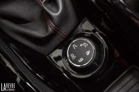 Interieur_Peugeot-2008-PureTech-130_29