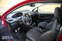 Interieur_Peugeot-208-BlueHDi-100_39