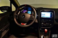 Interieur_Peugeot-208-GTI-BPS-Renault-Clio-RS-Trophy_33
                                                        width=