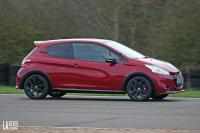 Exterieur_Peugeot-208-GTi-30th-2015_4
                                                        width=