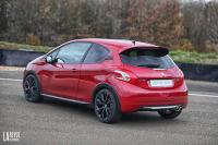 Exterieur_Peugeot-208-GTi-30th-2015_5
                                                        width=