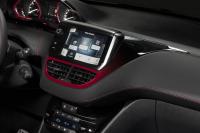 Interieur_Peugeot-208-GTi_29