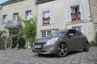 Exterieur_Peugeot-208-e-HDi-Feline_1
                                                        width=