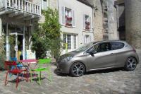 Exterieur_Peugeot-208-e-HDi-Feline_2