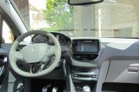 Interieur_Peugeot-208-e-HDi-Feline_25
                                                        width=