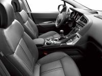 Interieur_Peugeot-3008-2009_19