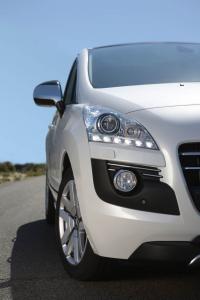 Exterieur_Peugeot-3008-HYbrid4_1
                                                        width=