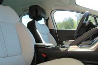 Interieur_Peugeot-3008-Hybride-Diesel_17
                                                        width=