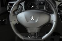 Interieur_Peugeot-301_12