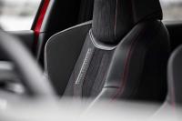 Interieur_Peugeot-308-GTi-2015_18