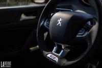 Interieur_Peugeot-308-GTi-2016_36
                                                        width=