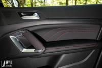 Interieur_Peugeot-308-II-2017_35
                                                        width=