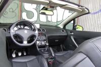 Interieur_Peugeot-308CC-THP-Feline_36