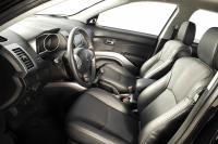 Interieur_Peugeot-4007_37