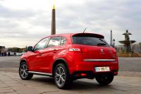 Exterieur_Peugeot-4008-HDi-Allure_18