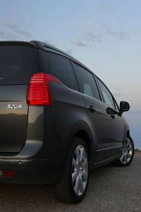 Exterieur_Peugeot-5008_12