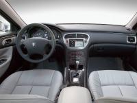 Interieur_Peugeot-607_23
                                                        width=