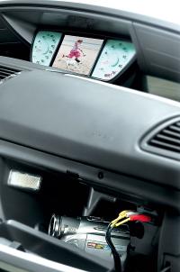 Interieur_Peugeot-807_26