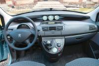 Interieur_Peugeot-807_19