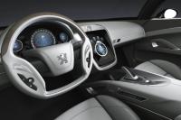 Interieur_Peugeot-908-RC-Concept_28