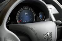 Interieur_Peugeot-908-RC-Concept_29