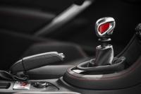 Interieur_Peugeot-RCZ-R-2014_17
                                                        width=