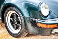 Exterieur_Porsche-911-Speedster-1989_0
                                                                        width=