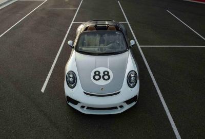 Image principale de l'actu: COVID-19 : Porsche met aux enchères la dernière 911 Speedster