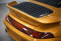 Exterieur_Porsche-911-Turbo-Project-Gold_9
                                                        width=