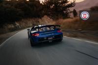 Exterieur_Porsche-Carrera-GT-Mirage-GT-HRE_13
                                                        width=