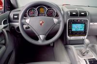 Interieur_Porsche-Cayenne-GTS_31