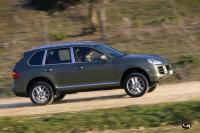 Exterieur_Porsche-Cayenne-S-Hybrid-2010_7