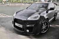 Exterieur_Porsche-Cayenne-Turbo-Balrog_3
                                                        width=