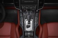 Interieur_Porsche-Cayenne-Turbo-S_18