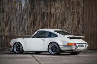 Exterieur_Porsche-Kaege-Retro-911_8
                                                        width=