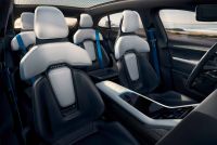 Interieur_Porsche-Mission-E-Cross-Turismo_26