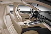 Interieur_Porsche-Panamera-2013_24
                                                        width=