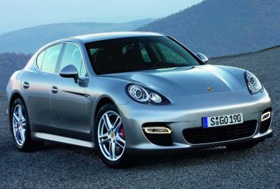 Les 1eres photos interieur de la porsche panamera 