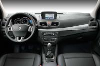 Interieur_Renault-Fluence_44
                                                        width=